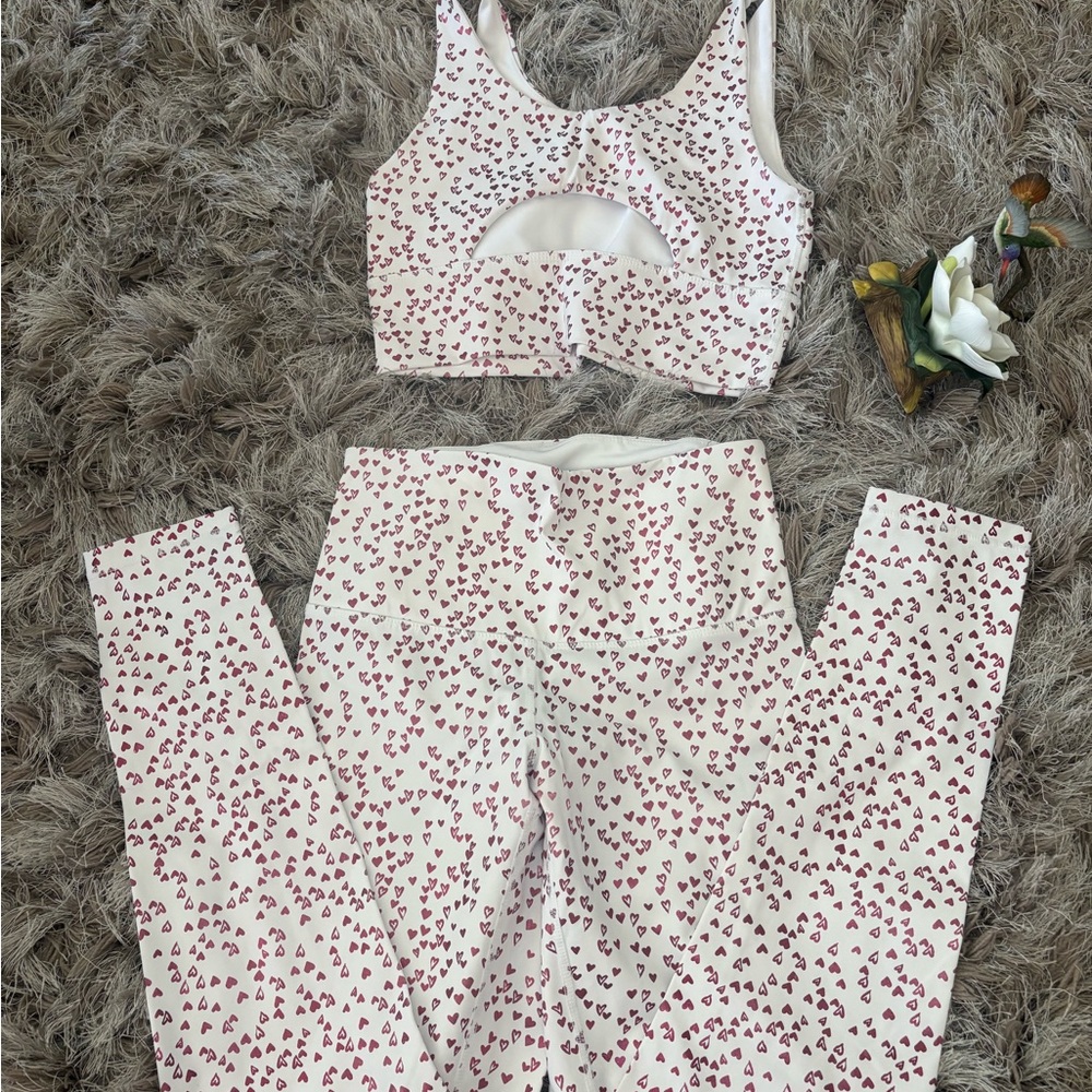 Heart Patterned Activewear Set - Picture 4 of 4